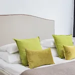 Hamilton - Atlantis Hotel 4*
