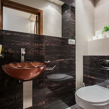 Hamilton - Atlantis Hotel