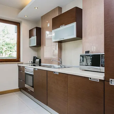 Hamilton - Atlantis 4* Cracovia