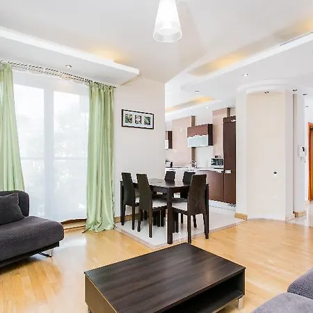 Hamilton - Atlantis 4* Cracovia