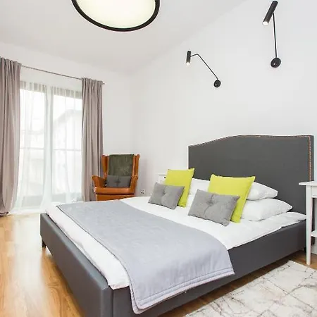 Hamilton - Atlantis Hotel 4*