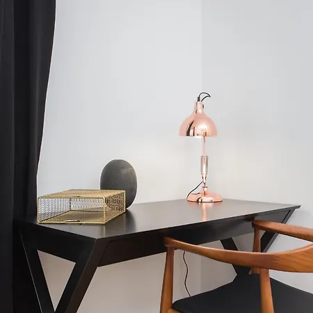 Hamilton - Atlantis Hotel