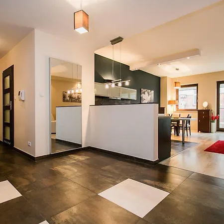 Hamilton - Atlantis 4*