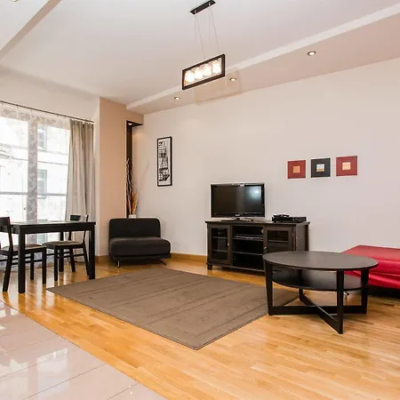 Hamilton - Atlantis Cracovia